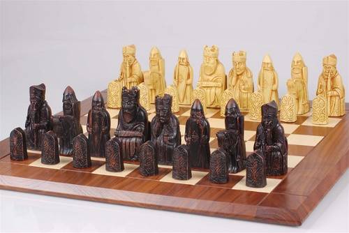  British Museum Chess Set Harry Potter Museum Local British  Museum chess lewis : Toys & Games